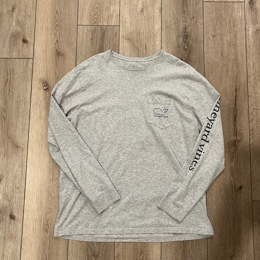 Vineyard vines long sleeve shirt